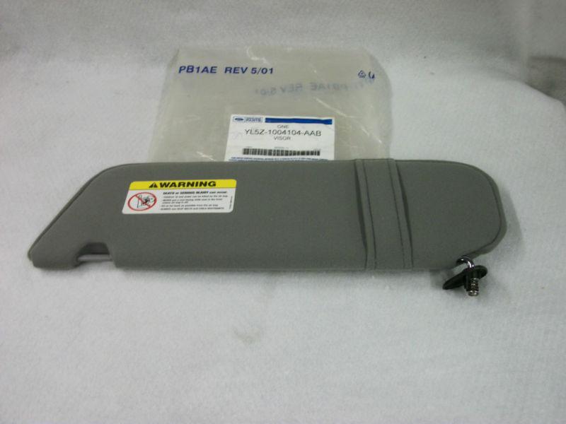 00/03 ford ranger - rh sun visor, medium graphite w/o mirror 