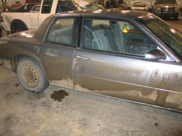 1987 buick riviera tail lamp light right