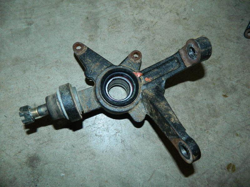 Yamaha Kodiak 400 front right knuckle spindle OEM , US $40.00, image 2