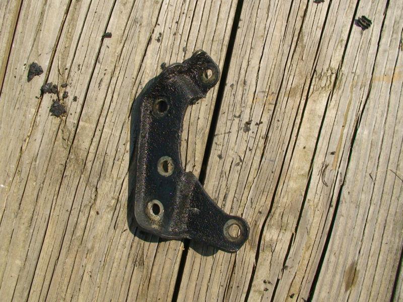 Sell 1987 Jeep Cherokee XJ 4.0L Alternator Bracket 8496 in Glasgow