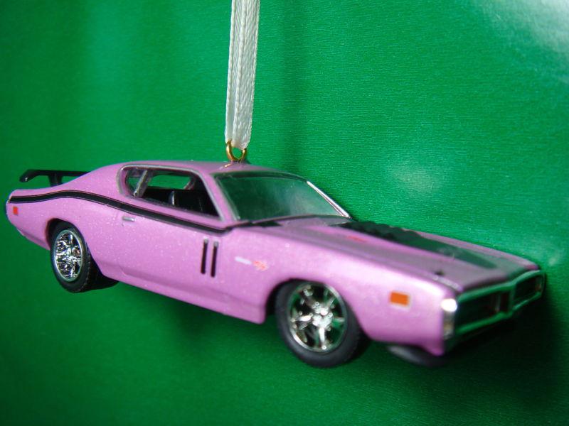 1971 '71 dodge charger r/t pink christmas tree ornament