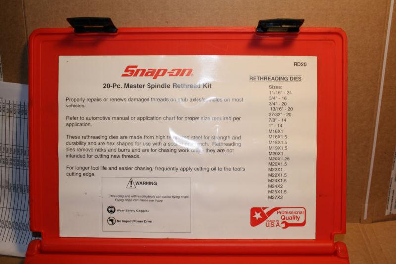 Snap on 20 pc master spindle rethread kit