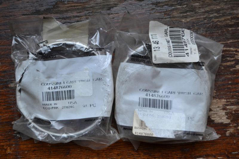 Pair of new nos bombardier ski doo bushing garlock part # 414876600