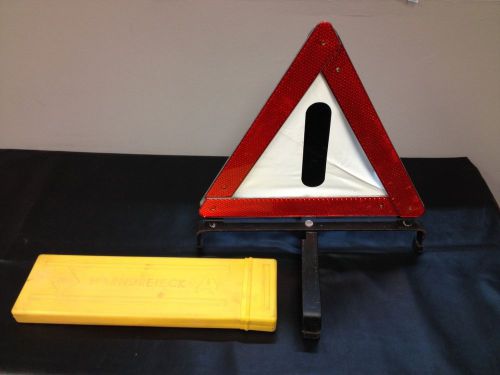 Mercedes benz emergency hazard safety triangle 1960-1990 swf warndreieck germany