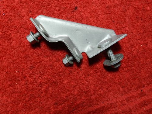 Clean dr door vent window bracket 68-69-70 charger/roadrunner/satellite/gtx/bee