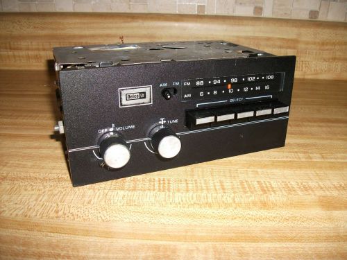 Vintage oem 80&#039;s gm chevrolet delco am fm  pushbutton stereo radio 16017390