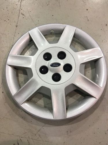 (1) oem 2005-07 ford taurus 16&#034; bolt-on hubcap wheel cover #1 p/n 5f13-1130-aa