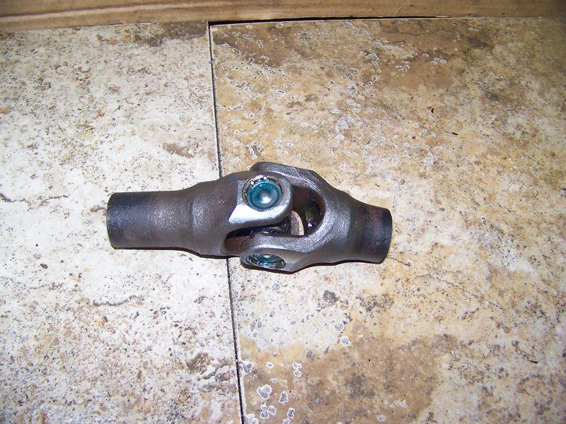 84-87 goldwing gl1200 swingarm swing arm u joint yoke gl 1200  gold wing 85 86 