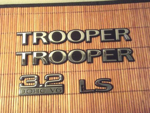 1994 isuzu trooper emblem emblems factory oem 92 93 94 95 96 97 98 99