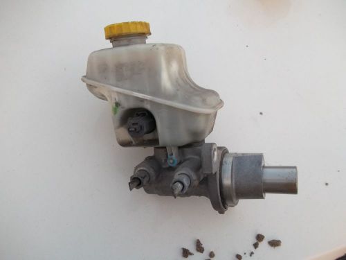 2008 dodge charger 5.7l police master cylinder and reservoir used