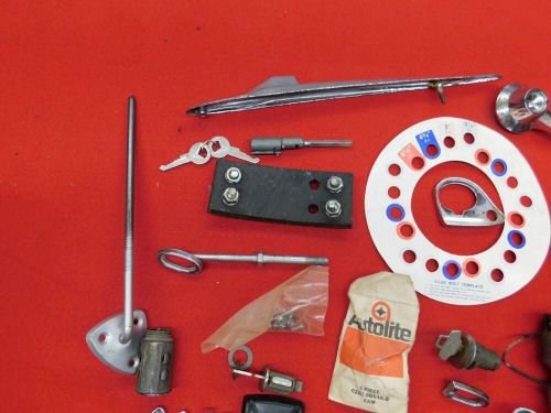 LOT of 44 NOS / USED vintage 1950s 1960s 1970s 1980s Ford Lincoln Mercury parts, US $9.99, image 2