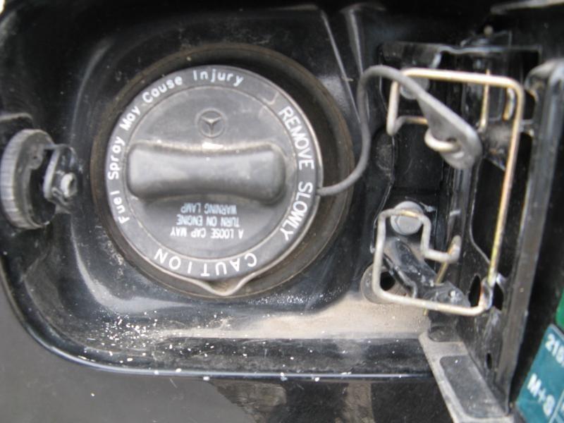 94 95 96 mercedes c220 fuel gas tank