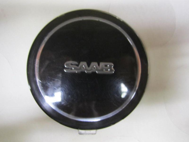 Saab emblem  " saab "  black disc w/ tab
