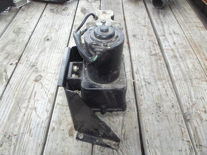 MERCRUISER HYDRAULIC TRIM PUMP #105921 METAL RESEVOIR & #25661 SOLINOID , US $175.00, image 4