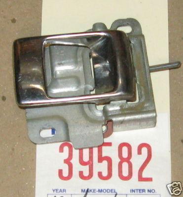 Honda 89 accord door handle inner front right 1989
