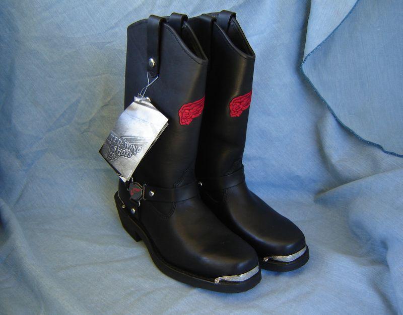 Red wing shoes womens size 9 1/2 b black leather  harness motorcycle boots