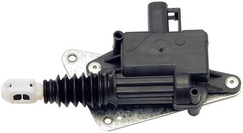 Door lock actuator rear, w/single sliding rear side d platinum# 1330006