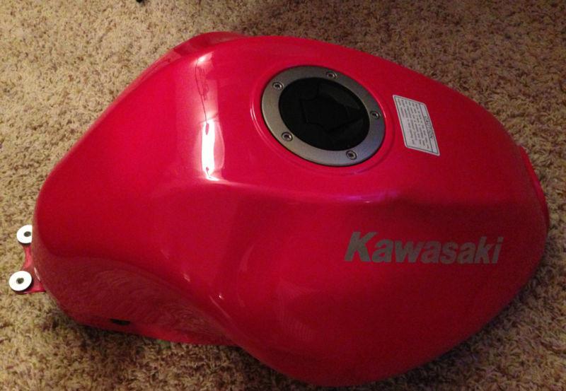 Purchase Kawasaki Ninja 650R OEM Gas Tank in Wichita Falls, Texas, US
