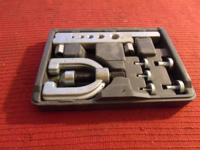 Performance tool double flare tool set #w80670 good used
