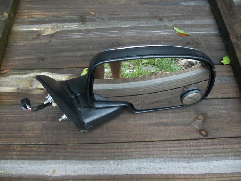 Purchase 1999 GMC passenger side power mirror in Palatka, Florida, US, for US 30.00