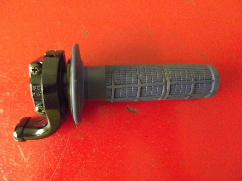 yamaha yz250f wr250f yzf250 wrf250 twist throttle & sleeve 2001 2002 2003 2004 