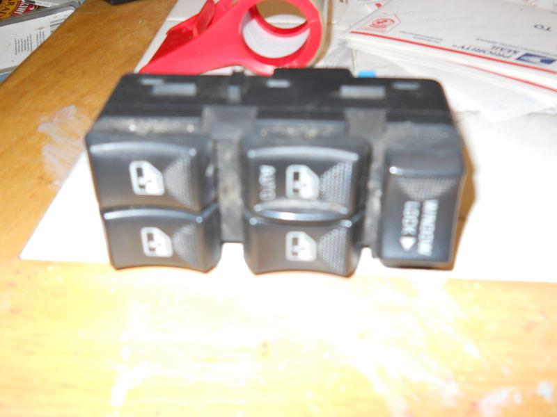 2001-2004 chevy impala ls drivers door master switch