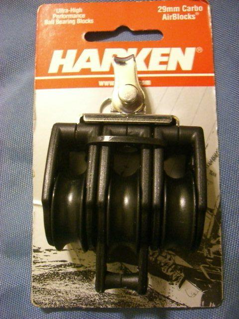 Harken block 345 carbo airblock  29mm triple with becket