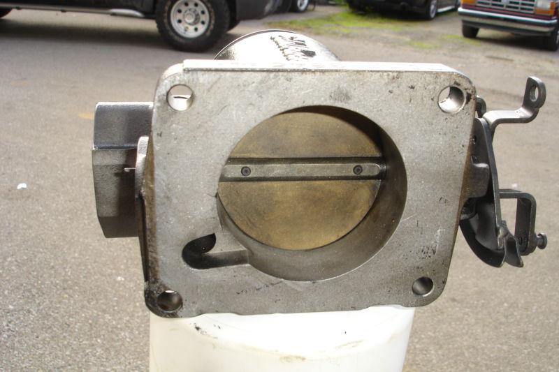 94 95 FORD MUSTANG GT COBRA EDELBROCK THROTTLE BODY 302 5.0L 3845 70 MM 70MM , US $169.95, image 9