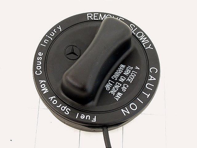 Mercedes w203 w209 w211 w230 fuel gas tank cap oem
