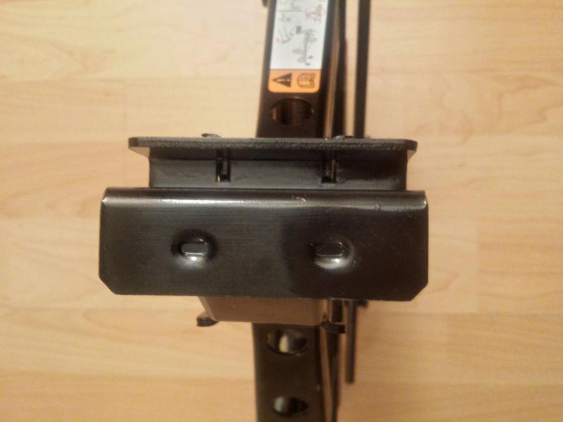 Purchase FORD TIRE CAR JACK WITH LUG WRENCH ORIGINAL OEM FACTORY LIFT BCP917080CB in Glendale