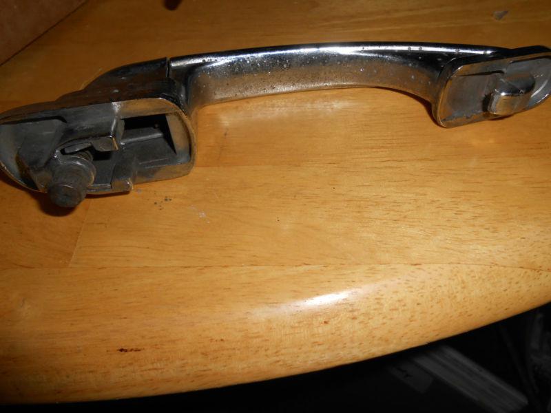 VINTAGE HUDSON CHROME OUTSIDE DOOR HANDLE (BUTTON WORKS), US $15.99, image 2