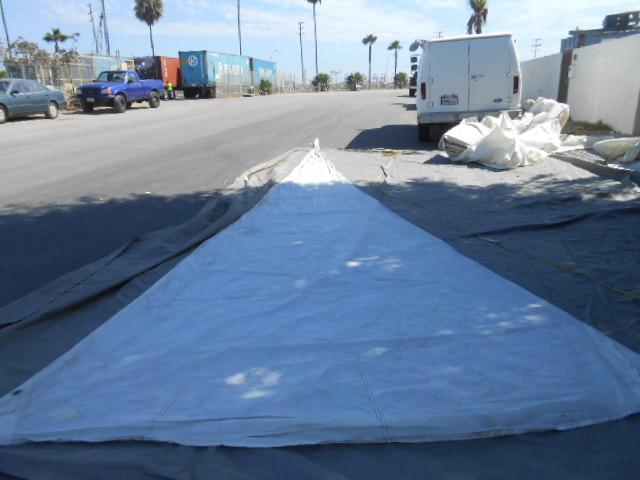 4633 free-flying sailboat jibsail  luff=32' 4"