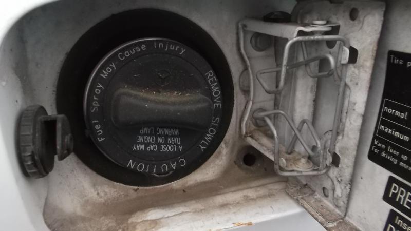 98 99 mercedes e320 210 type fuel gas filler neck pipe elbow