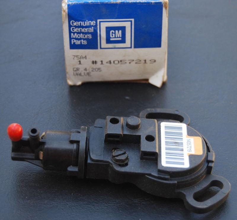 New gm 14057219 vacuum regulator (not ac delco) this is a true factory oem part!