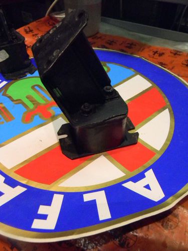 Alfa romeo 105 left engine mount - 10557.01.081.02 - nos