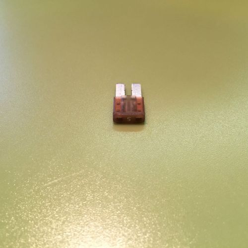 5a micro  two blade fuse micro2 12v 24v  5 amp 2 for 99¢ flat rate shipping