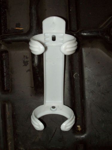 Wall mount spray can holder/plastic/new