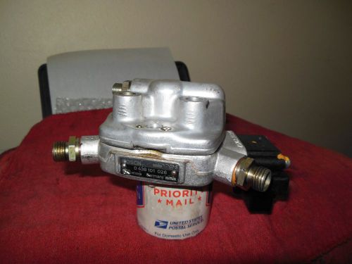 W201 190e 2.3l fuel distributor (87-93) 0438101026 previously rebuilt