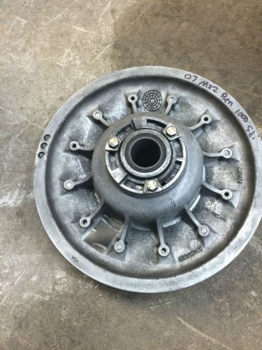 Skidoo mach z mxz 1000 secondary clutch
