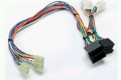 Metra bt-1761 t-harness integrates bluetooth kits in factory stereo 87+ toyota