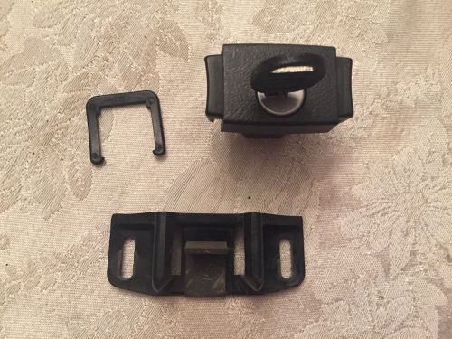 1978-1991 ford truck or bronco center console latch with key and female latch