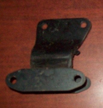 Fiat 131 5 speed transmission / gearbox mount