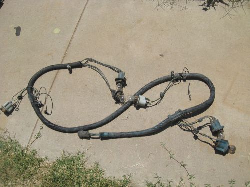 ★100 point cars★70-72 skylark,special★tail light harness,nice shape