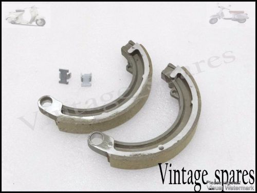 Brand new vespa 8" wheel front brake shoe kit with clips vbb/vba/bajaj