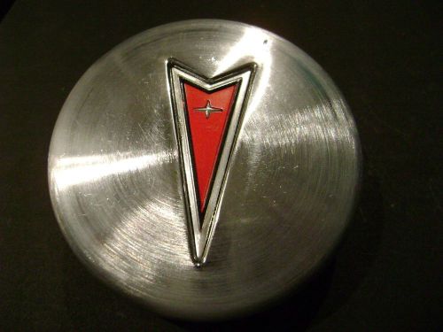 1973-79 pontiac stainless steel center cap with crest - snap on style