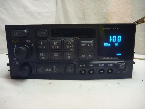 95-02 chevrolet tahoe suburban sierra radio cassette player 16179985 re998