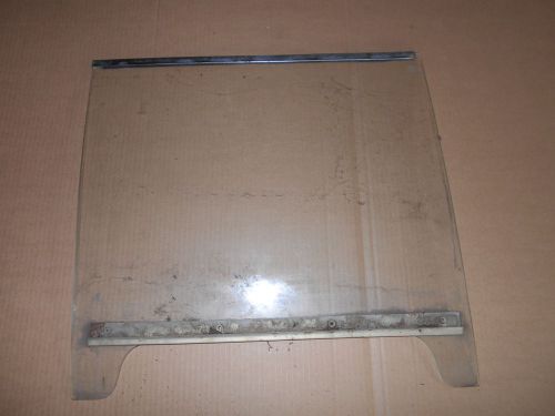 1965 mercedes w111 coupe  220se right door window glass r/s