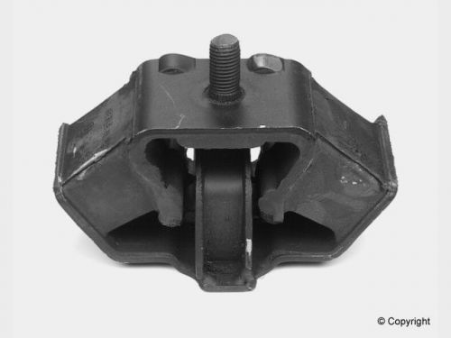 Wd express 232 33016 500 rear transmission mount