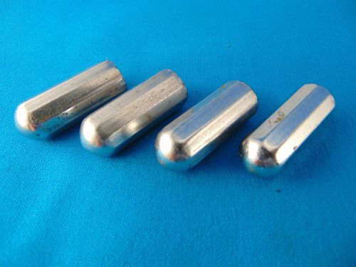 Script logo  // unusual dill-cleve tire valve caps vintage antique pat 1637332