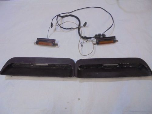 1967-1968 mustang turn signal hood light insert assembly with wiring